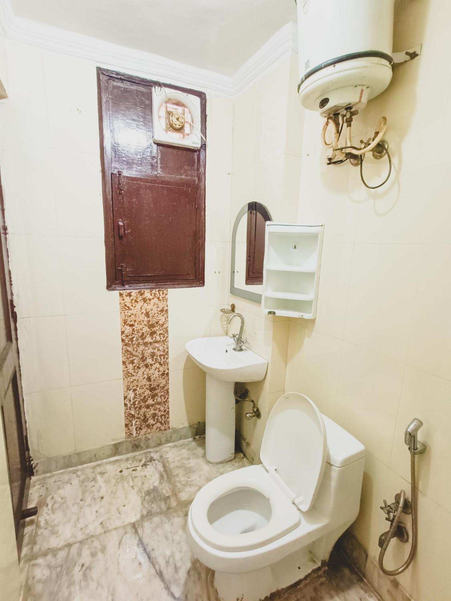 Hotel Bliss Bourn - Lajpat Nagar New Delhi Luaran gambar